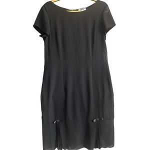 VINTAGE Los Angeles Gal Short Sleeve Pleated and Bowed Black Midi Dress. Size 10